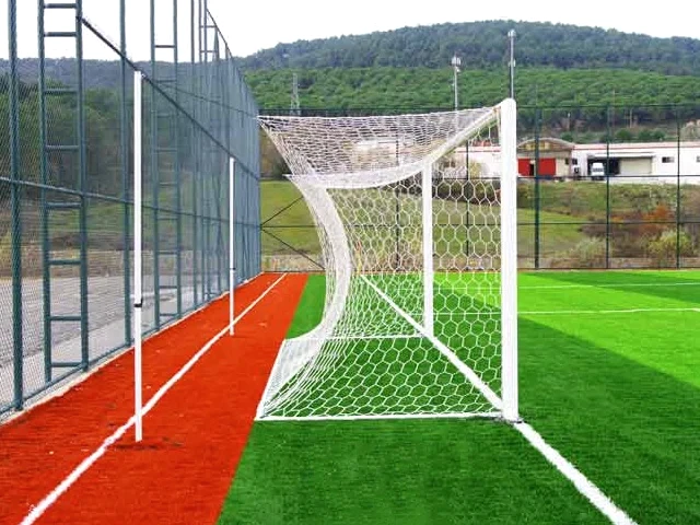 Futbol Sahası Ekipmanları